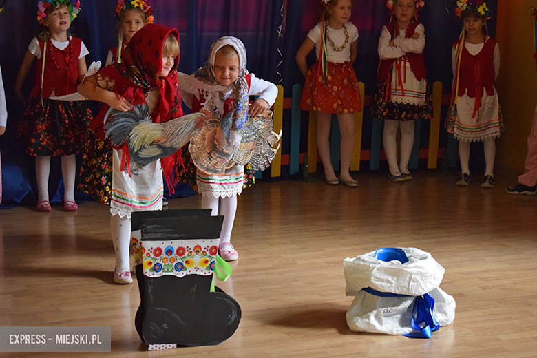Występy malczyckich przedszkolaków i ich opiekunów