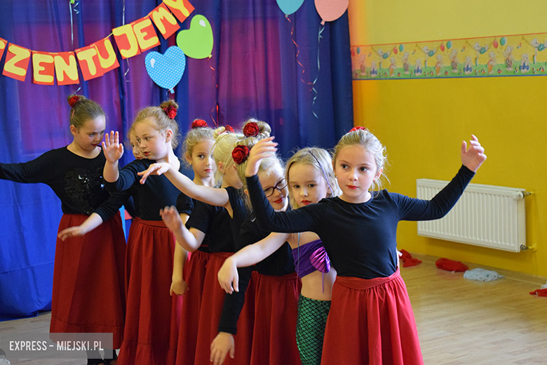 Występy malczyckich przedszkolaków i ich opiekunów