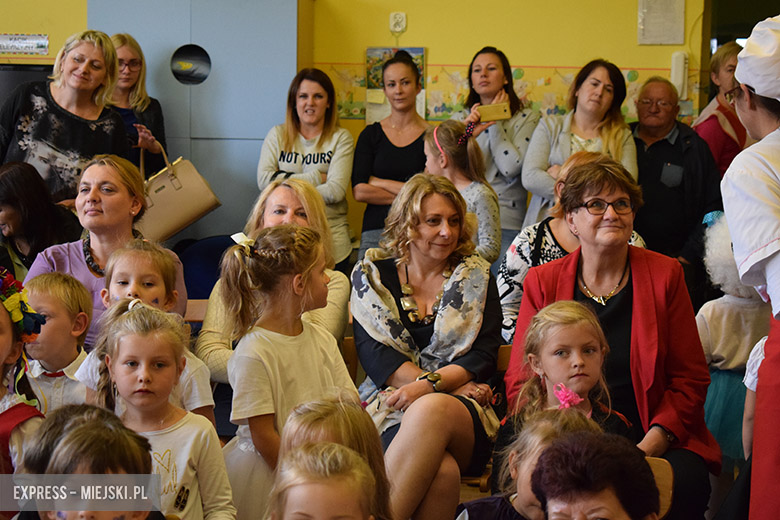 Występy malczyckich przedszkolaków i ich opiekunów