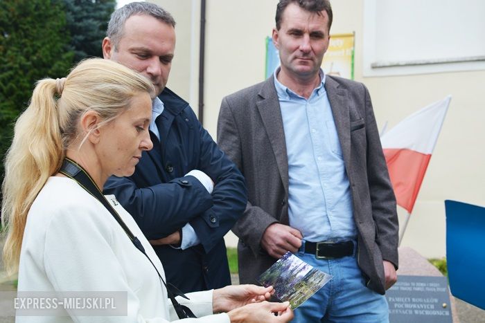 Wizytacja komisji konkursowej w Wichrowie