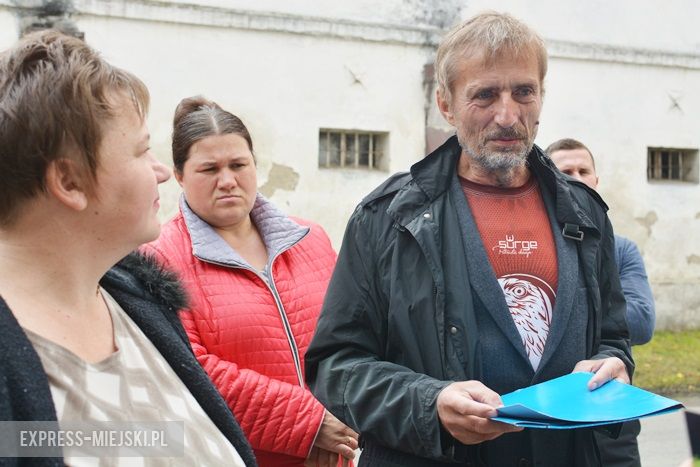 Wizytacja komisji konkursowej w Wichrowie