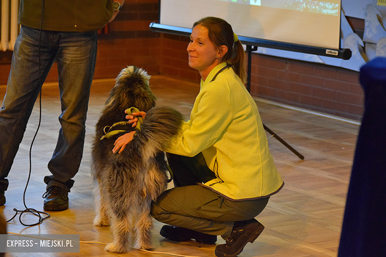 Spotkanie z weterynarzem i przedstawicielami schroniska
