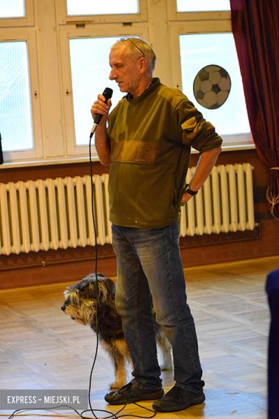 Spotkanie z weterynarzem i przedstawicielami schroniska