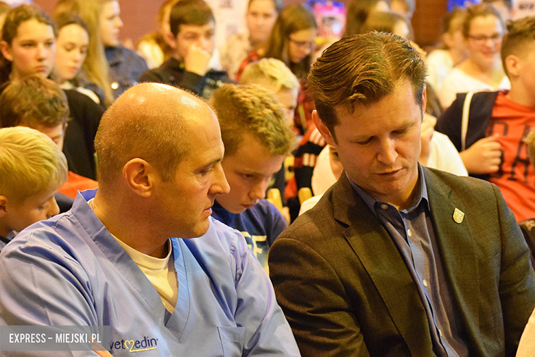 Spotkanie z weterynarzem i przedstawicielami schroniska