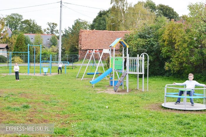 Wizytacja w Brzezince Średzkiej