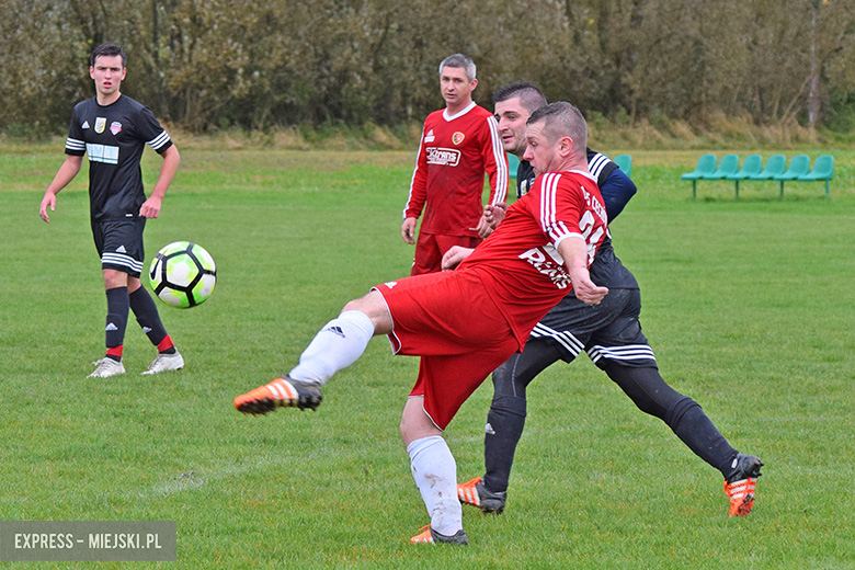 Pogoń Jastrzębce - LKS Ciechów 2:4