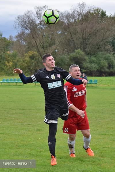 Pogoń Jastrzębce - LKS Ciechów 2:4