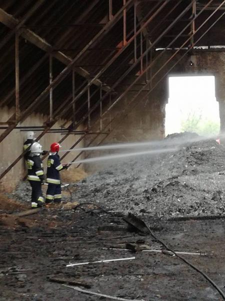 Pożar w hali w Malczycach