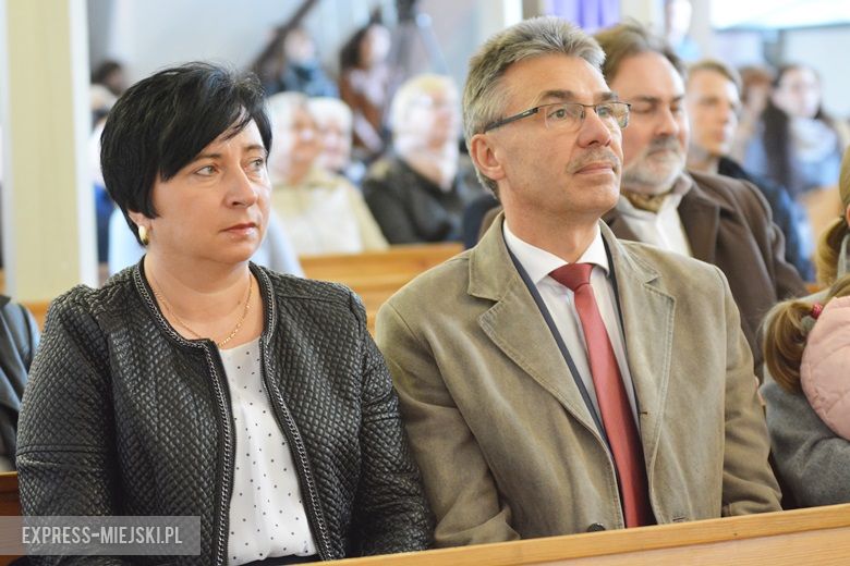 Uroczysta msza z okazji 800-lecia istnienia Piersna