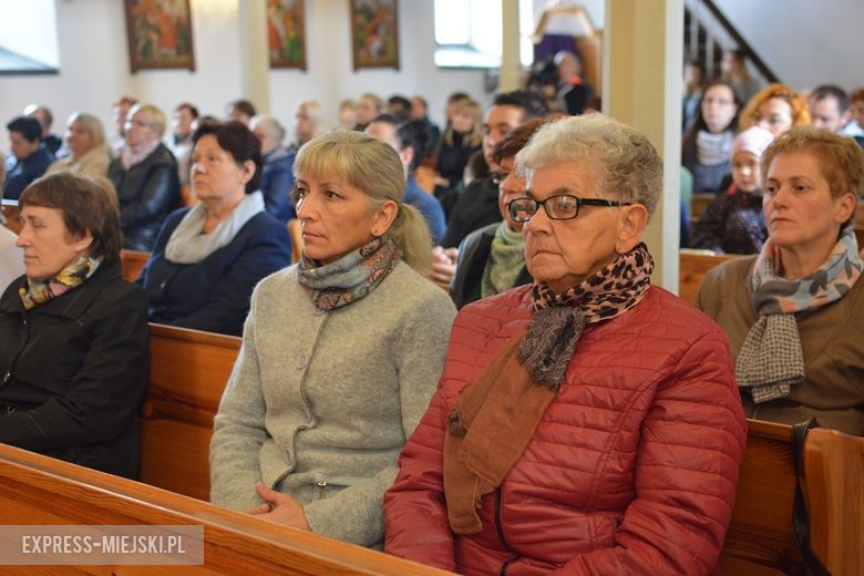 Uroczysta msza z okazji 800-lecia istnienia Piersna