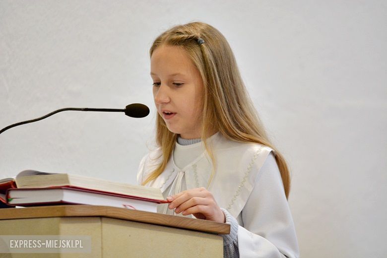 Uroczysta msza z okazji 800-lecia istnienia Piersna