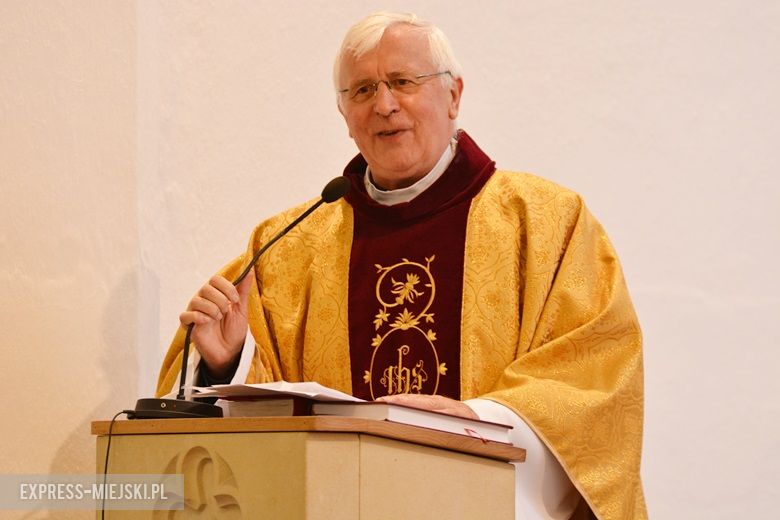 Uroczysta msza z okazji 800-lecia istnienia Piersna