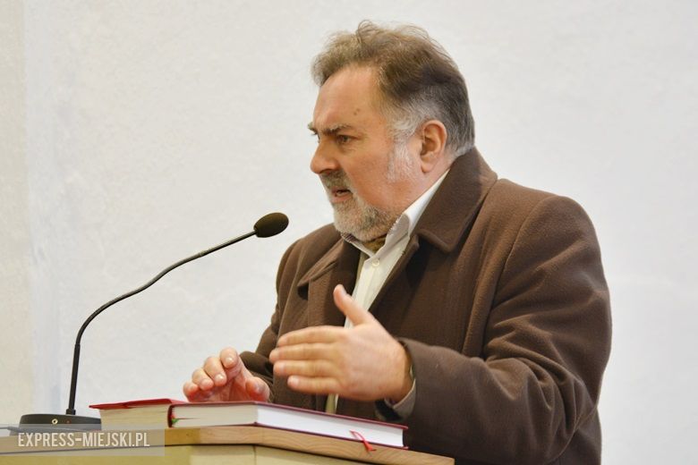 Uroczysta msza z okazji 800-lecia istnienia Piersna