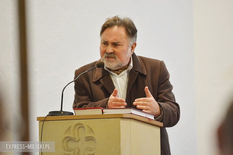 Uroczysta msza z okazji 800-lecia istnienia Piersna