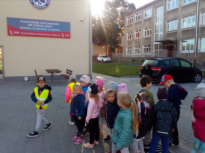 Wizyta przedszkolaków w pogotowiu ratunkowym