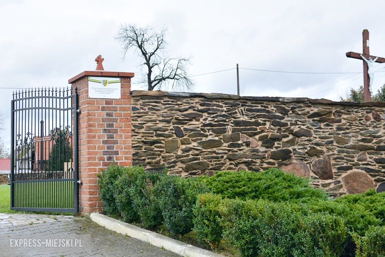 Uroczystości w kościele w Cesarzowicach