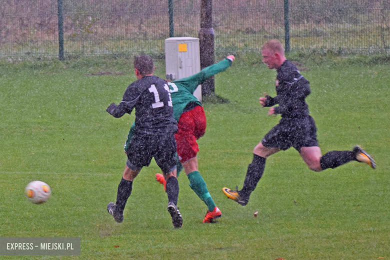 MKS Kostomłoty - Pogoń Miękinia 0:3