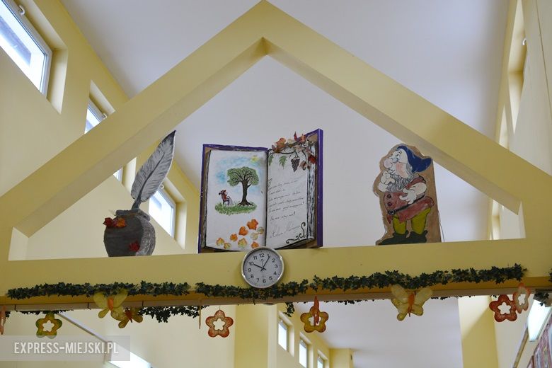 Szkoła w Pisarzowicach