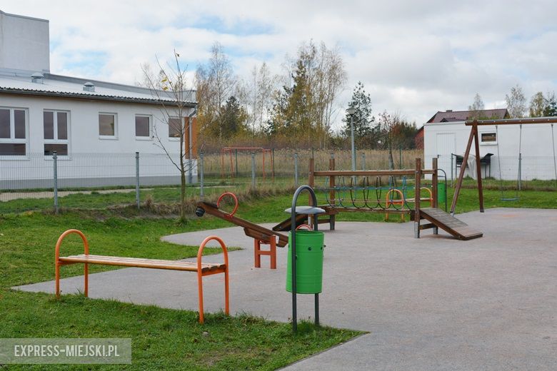 Szkoła w Pisarzowicach