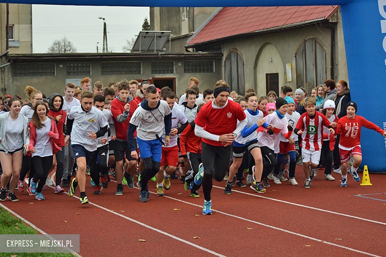 Biało-czerwony bieg z okazji Dnia Niepodległości w Malczycach