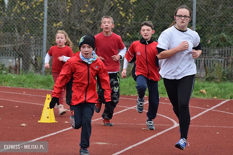 Biało-czerwony bieg z okazji Dnia Niepodległości w Malczycach