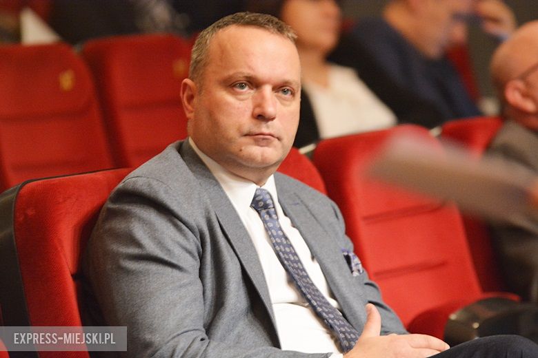 Debata w Domu Kultury w Środzie Śląskiej