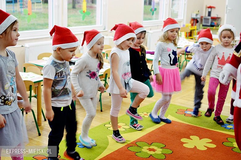 Wizyta Świętego Mikołaja w Przedszkolu pod Topolą