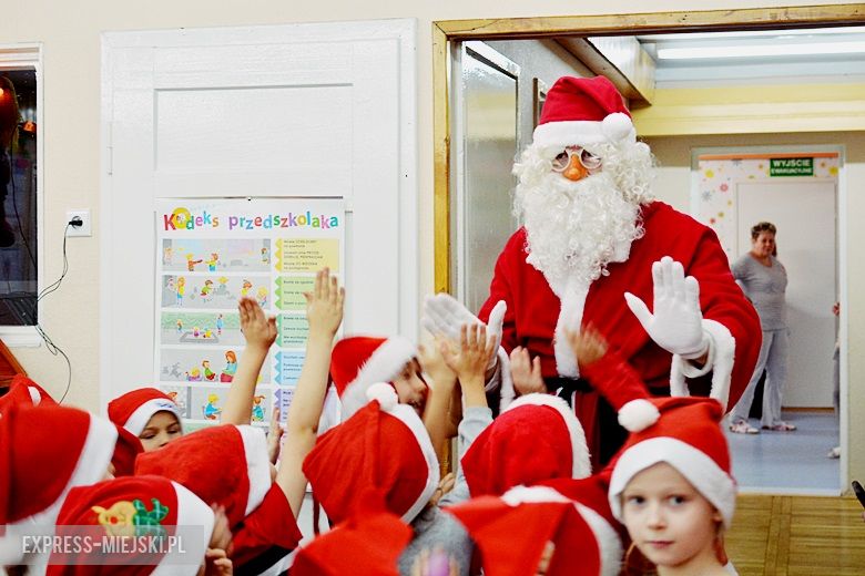 Wizyta Świętego Mikołaja w Przedszkolu pod Topolą