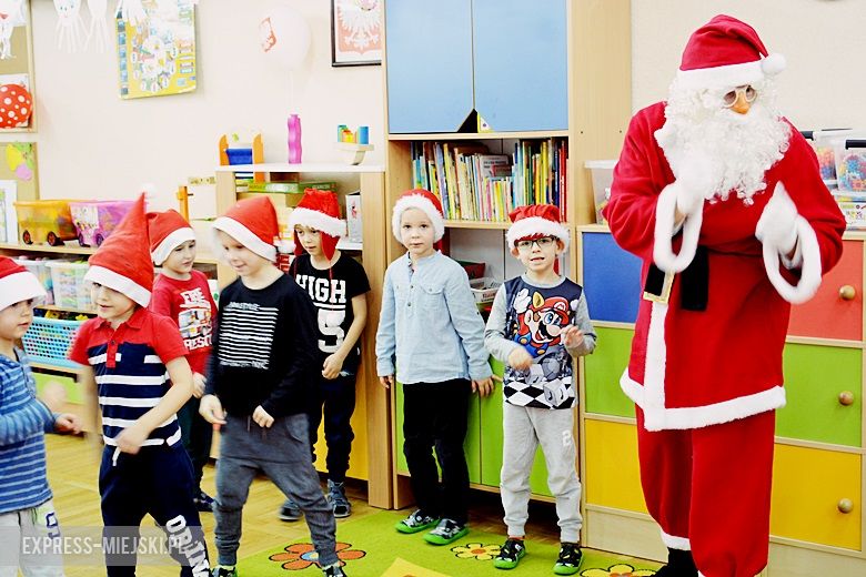 Wizyta Świętego Mikołaja w Przedszkolu pod Topolą