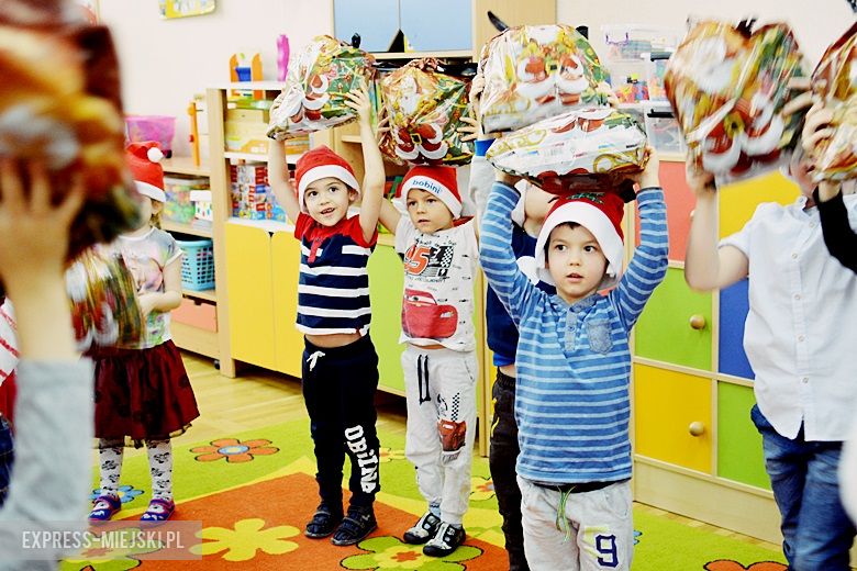 Wizyta Świętego Mikołaja w Przedszkolu pod Topolą