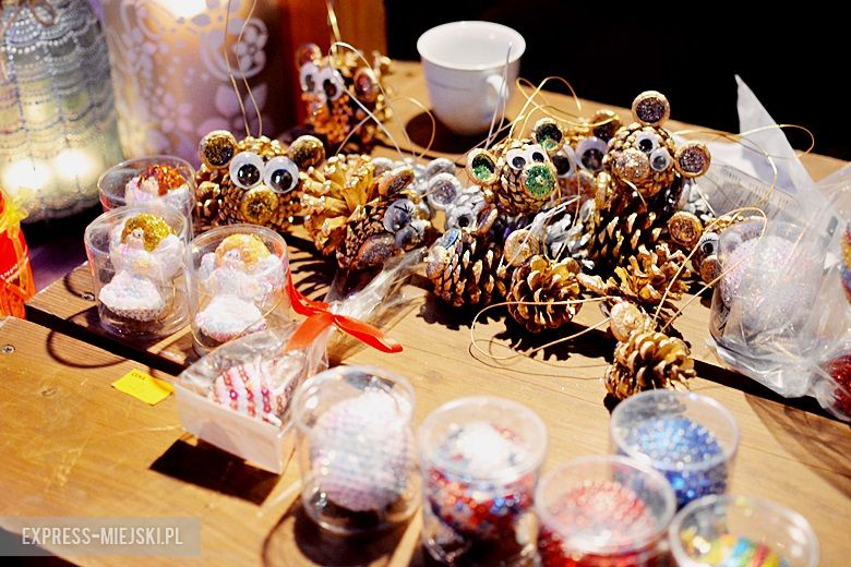 Kiermasz bożonarodzeniowy w Środzie Śląskiej