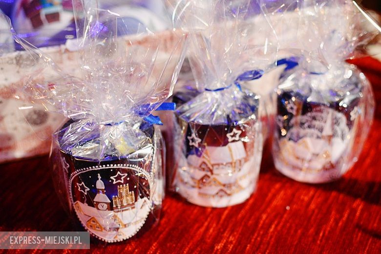 Kiermasz bożonarodzeniowy w Środzie Śląskiej