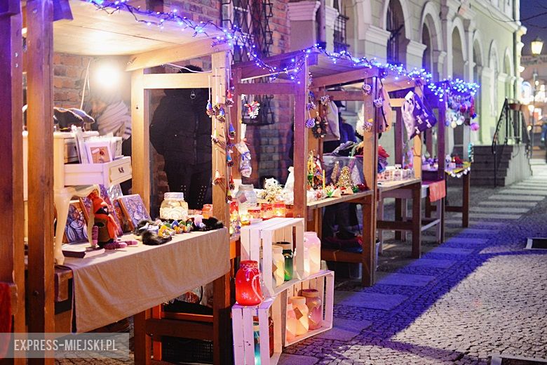 Kiermasz bożonarodzeniowy w Środzie Śląskiej