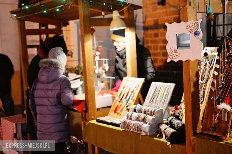 Kiermasz bożonarodzeniowy w Środzie Śląskiej