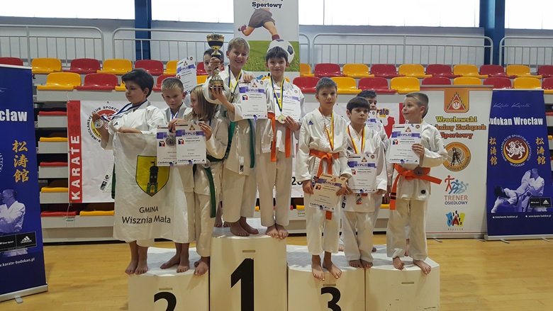Średzcy karatecy zdobyli kolejne medale na zawodach