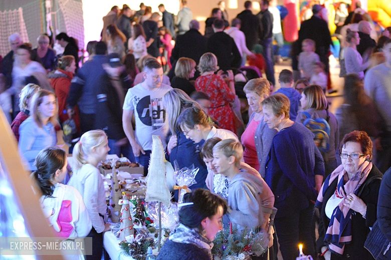 Kiermasz bożonarodzeniowy w Miękini