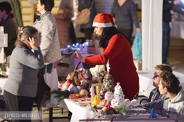 Kiermasz bożonarodzeniowy w Miękini