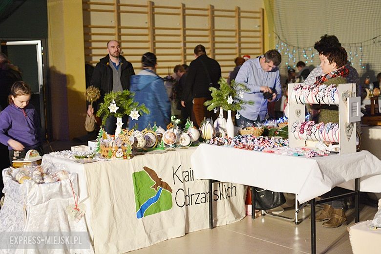 Kiermasz bożonarodzeniowy w Miękini