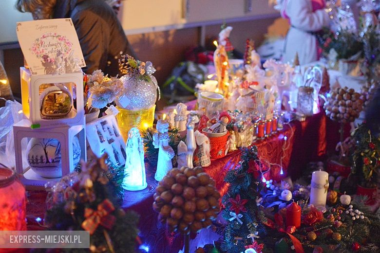 Kiermasz bożonarodzeniowy w Miękini