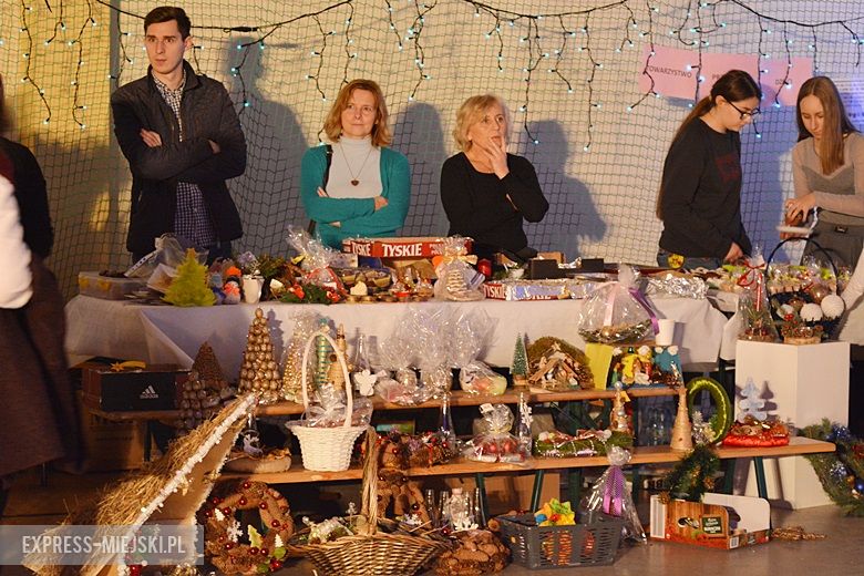 Kiermasz bożonarodzeniowy w Miękini