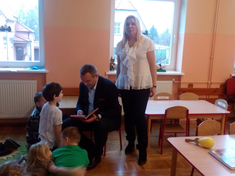 Wizyta starosty u przedszkolaków