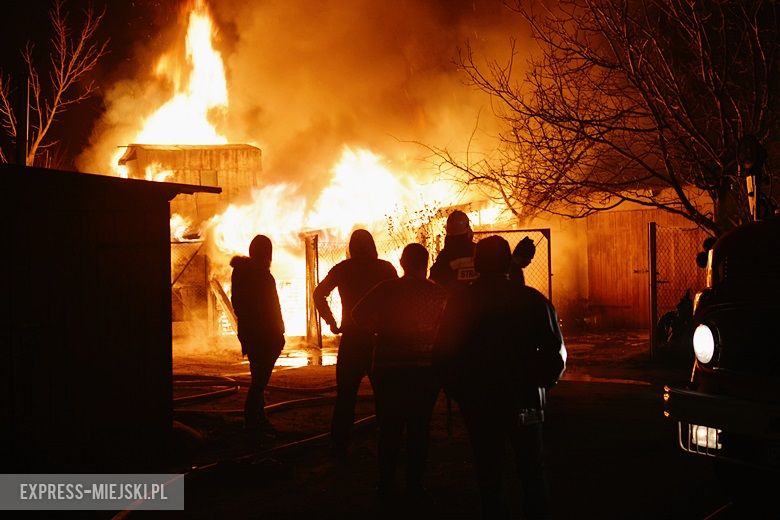 Pożar garażu w Rakoszycach