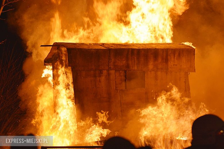 Pożar garażu w Rakoszycach