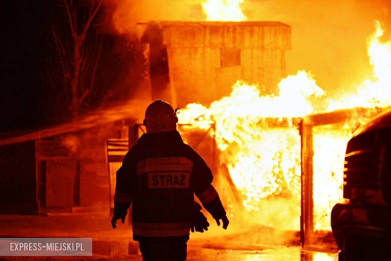 Pożar garażu w Rakoszycach
