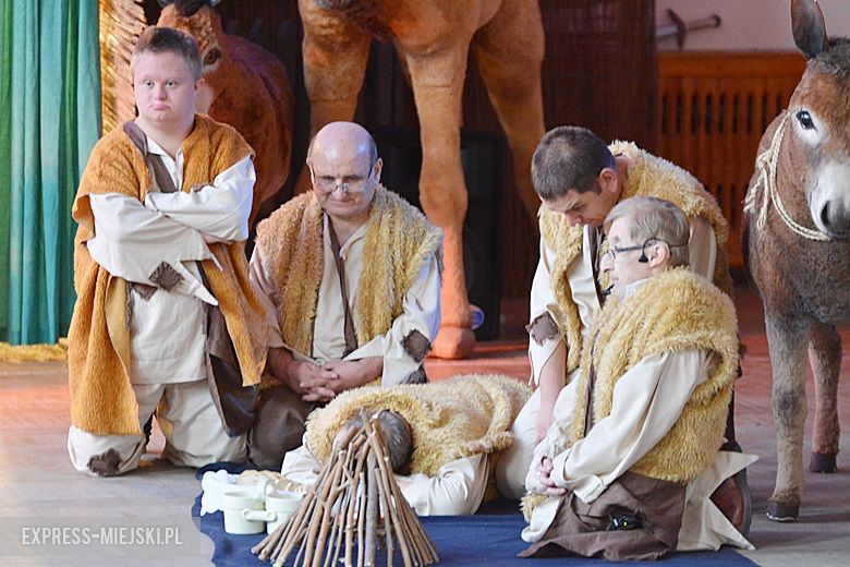 Jasełka w wykonaniu podopiecznych ŚDS w Piersnie