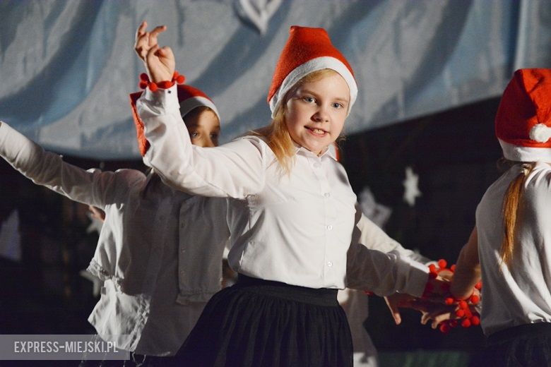 Spotkanie świąteczne w szkole w Szczepanowie