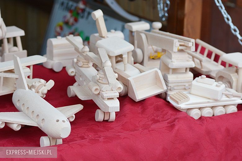 Świąteczny jarmark w Środzie Śląskiej