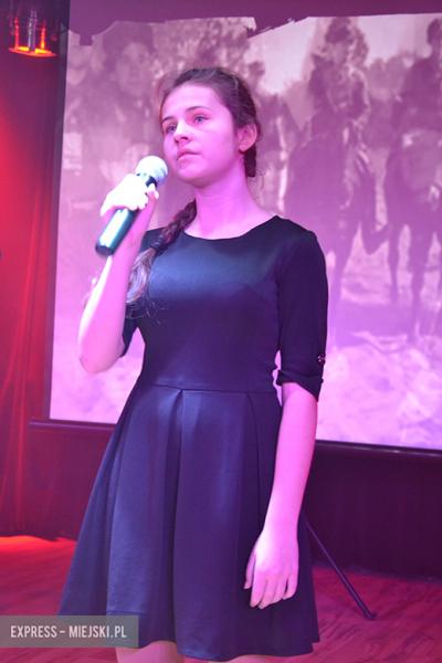 "Mam biało- czerwone serce" dla X Wrocławskiego Pułku Dowodzenia