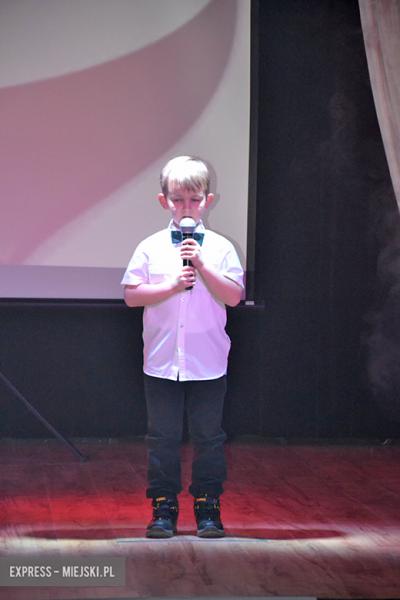 "Mam biało- czerwone serce" dla X Wrocławskiego Pułku Dowodzenia