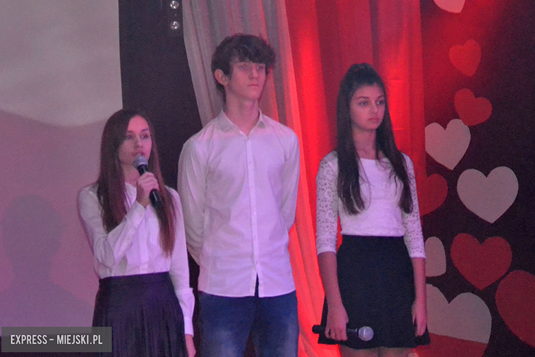 "Mam biało- czerwone serce" dla X Wrocławskiego Pułku Dowodzenia